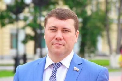 Сенатор Иван Абрамов призвал российских производителей повышать качество продукции на фоне возможного возвращения западных брендов
